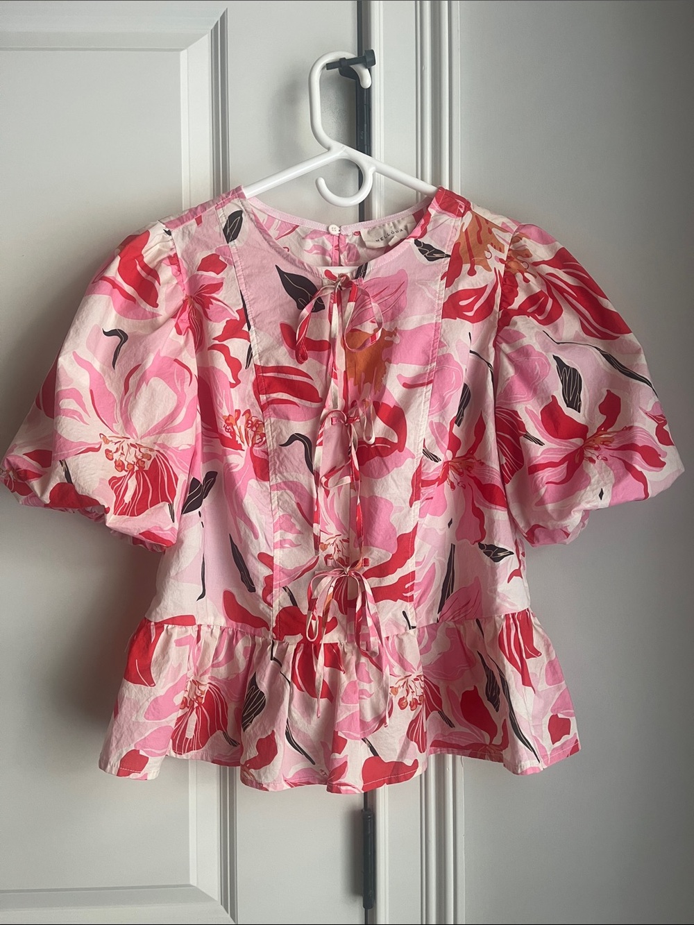 MELLODAY Pink, Red & Coral Floral Puff Sleeve Peplum Top